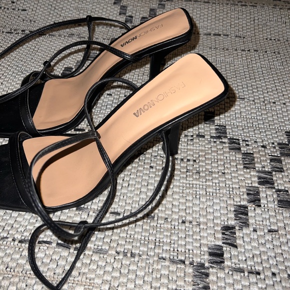 Heeled sandals - Picture 4 of 5